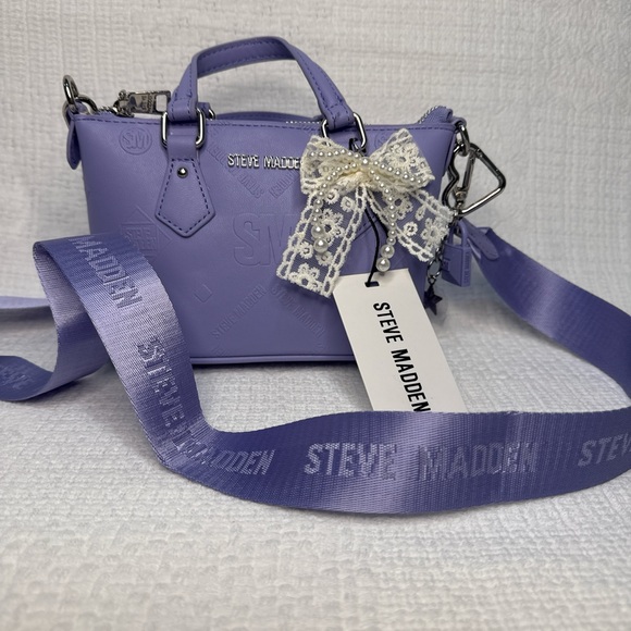 Steve Madden Handbags - Steve Madden Lavender Crossbody 💜
